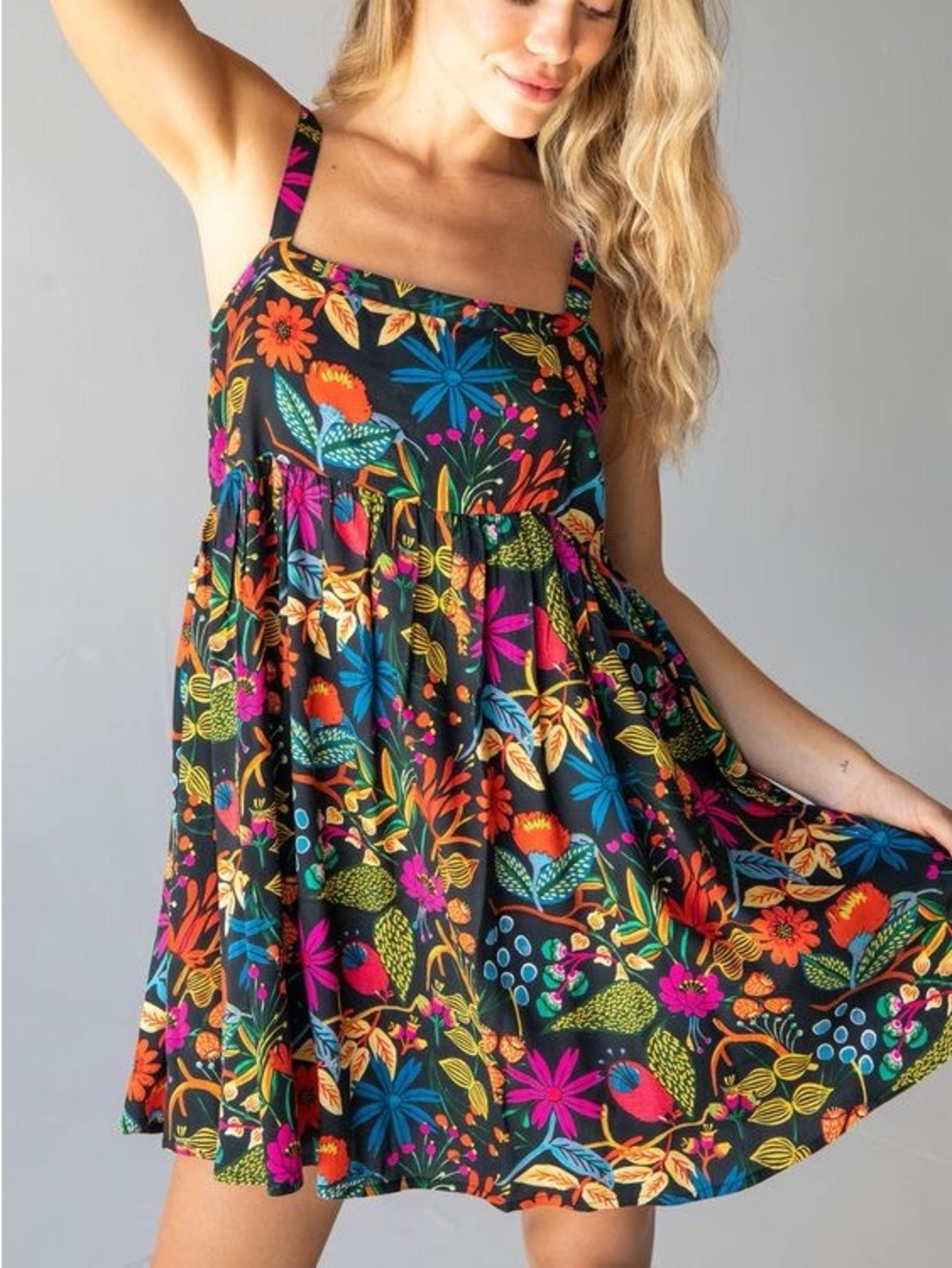 NWT! Natural Life Multicolor Floral Dress 100% Rayon Light and Comfy Size XS